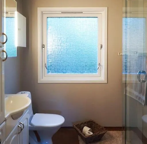 Spacious With View - 5br - Free Parking - Great Wi-fi Βίλα Μπέργκεν