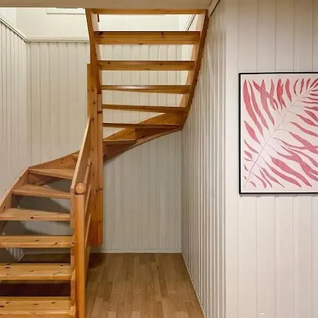 Spacious With View - 5br - Free Parking - Great Wi-fi * 卑爾根